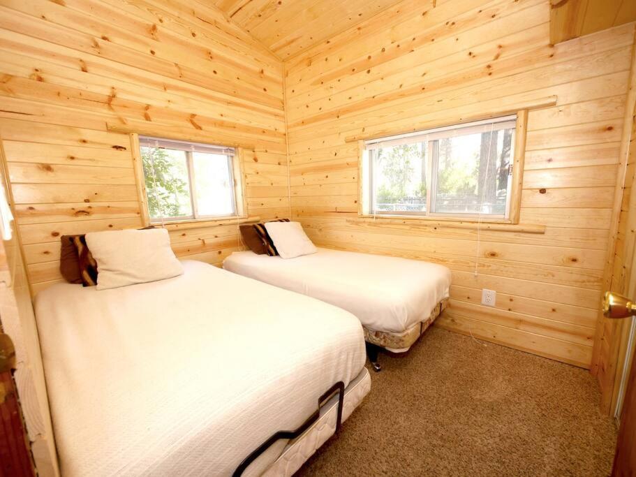 Green Cabin In Big Bear Lake 3 Bdr Pets Friendly Big Bear City Exteriör bild